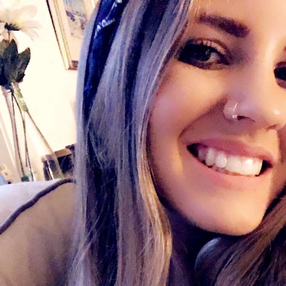 Meet your Posher, Ashley